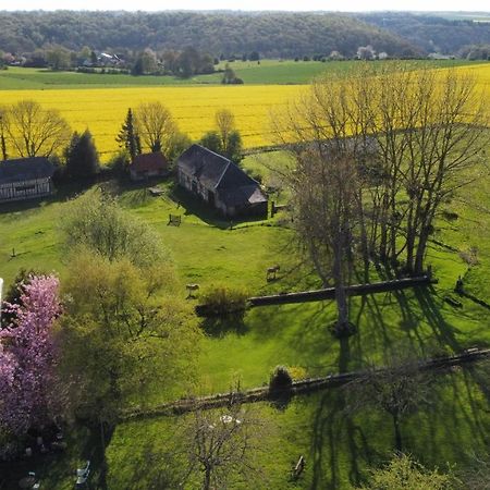 Le Petit Manoir De La Vernelle Bed & Breakfast Fourmetot Dış mekan fotoğraf