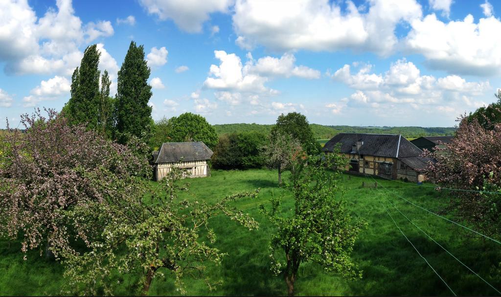 Le Petit Manoir De La Vernelle Bed & Breakfast Fourmetot Oda fotoğraf
