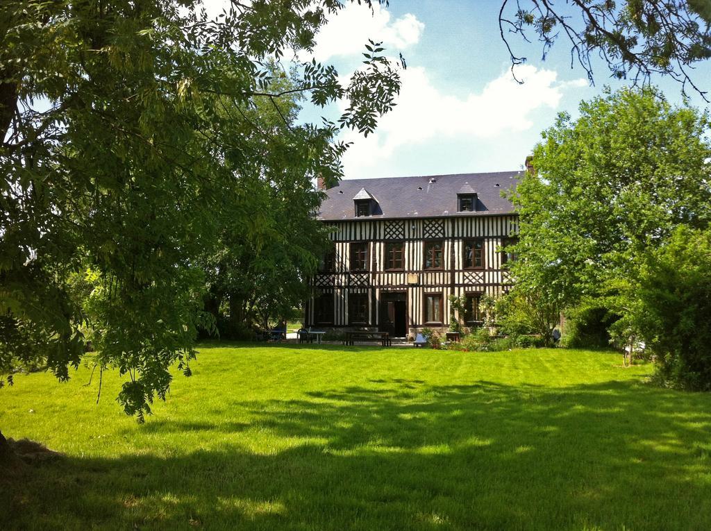 Le Petit Manoir De La Vernelle Bed & Breakfast Fourmetot Dış mekan fotoğraf